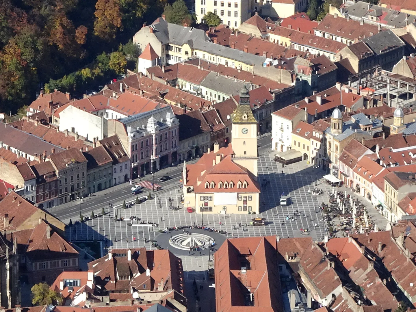 Piața Sfatului din Brașov, văzută de sus